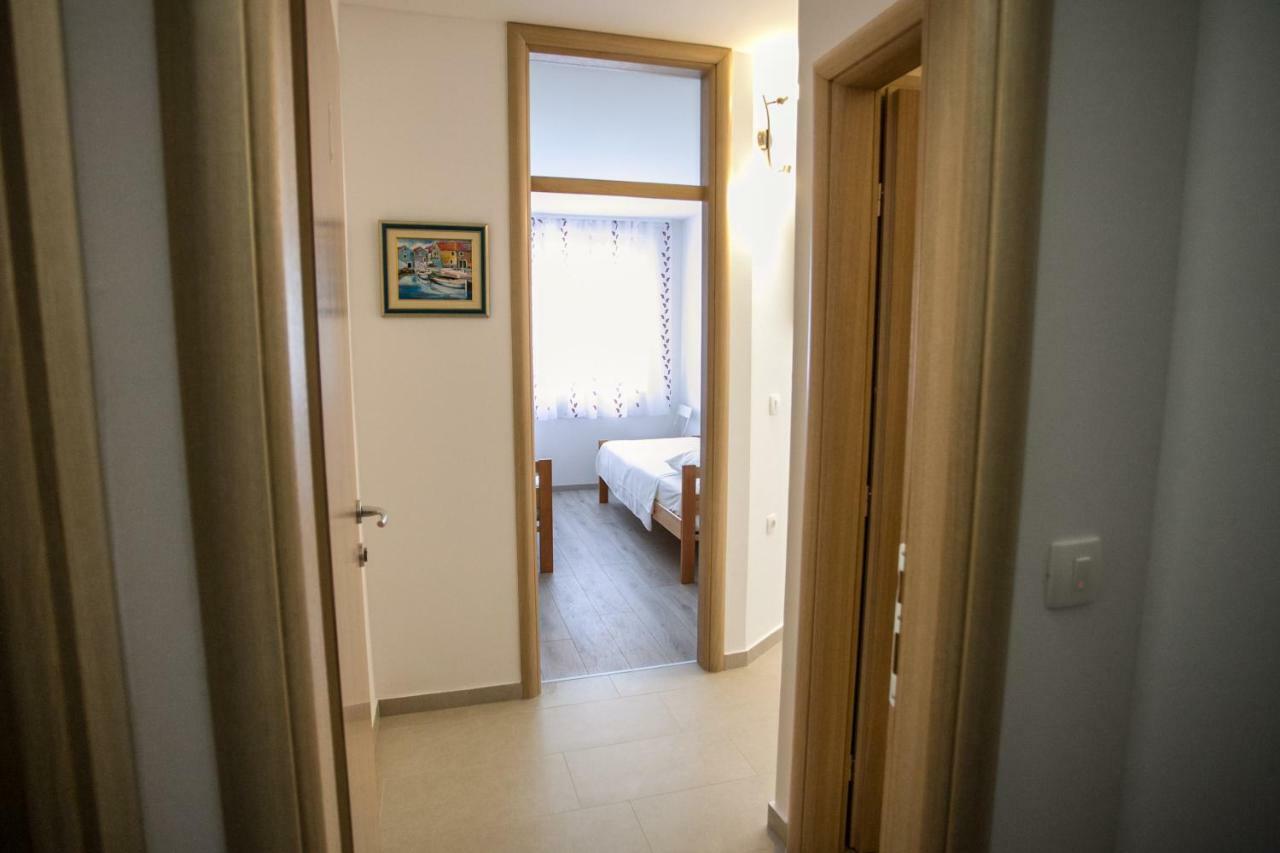 Appartement Lovor *